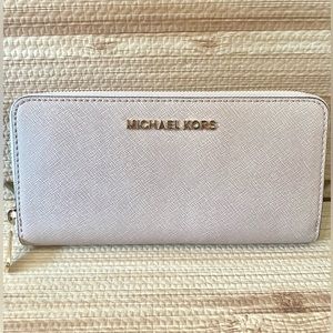 MICHAEL KORS Jet Set Saffiano Leather Continental Wallet - Blosson 32S3GTVE3L